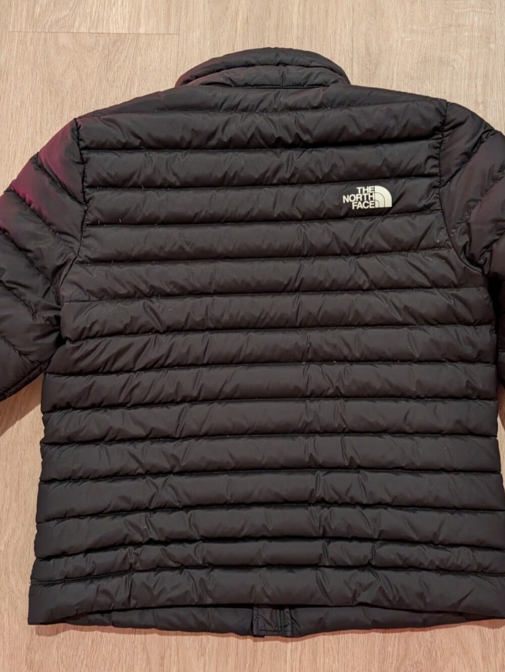 The North Face Black Quilted 700 Down Jacket - Picture 6 of 9